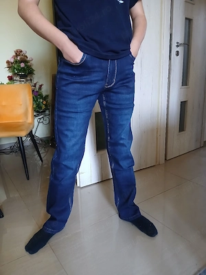 Blugi bărbați clasici , croiala dreapta, material elastic
