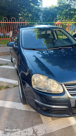 Volkswagen Jetta 1600 benzin an fabricatie 2008 - imagine 2