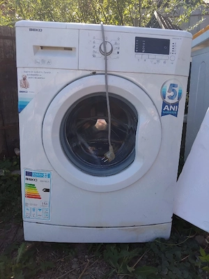 2 mașini de spălat rufe defecte