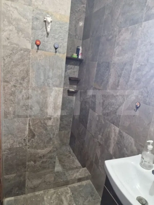 Casă cu 2 clădiri, foișor generos și teren de 3300 mp - Cornesti  - imagine 6