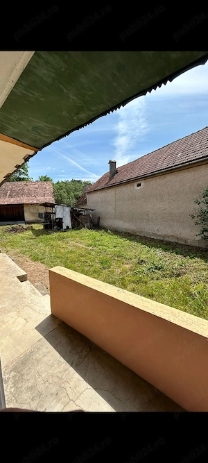 Casă curte si grădină loc Persani - imagine 2