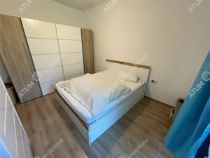 Apartament 2 camere balcon garaj curte libera zona ultracentrala Sibiu - imagine 4