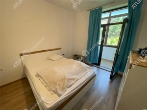 Apartament 2 camere balcon garaj curte libera zona ultracentrala Sibiu - imagine 5