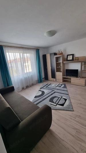 Inchiriez apartament cu 2 camere