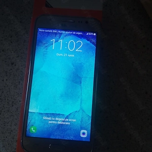 Vând  Samsung  galaxy J5-2016 