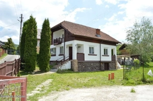 Nucsoara - Casa cu teren 600 mp - imagine 4