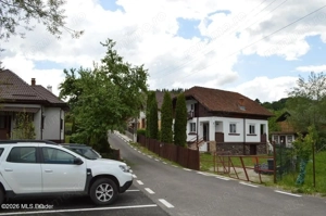 Nucsoara - Casa cu teren 600 mp - imagine 2