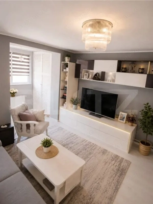Apartament decomandat 3 camere, 75 mp, parcare inclusa, zona Eroilor - imagine 2