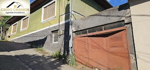 Vand casa cu garaj in Resita - imagine 14
