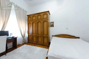 Apartament spatios cu 3 camere +garsoniera separata, zona Ultracentrală, Arad - imagine 4