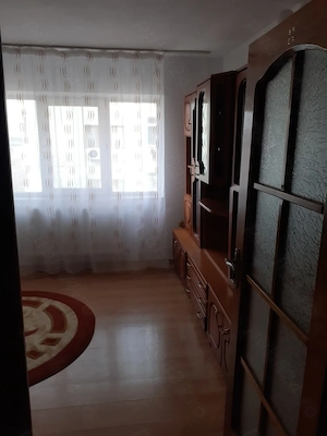 Inchiriere apartament 2 camere zona centrala - imagine 3