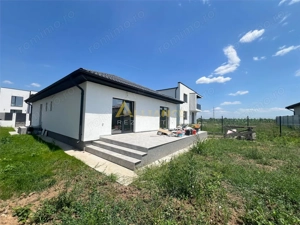 CASA PARTER-4 CAMERE-2 BAI-TEREN 416 MP - imagine 5