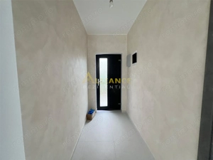 CASA PARTER-4 CAMERE-2 BAI-TEREN 416 MP - imagine 18