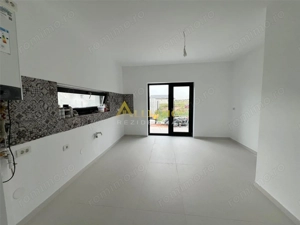 CASA PARTER-4 CAMERE-2 BAI-TEREN 416 MP - imagine 8