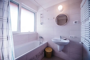 Proprietar inchiriez apartament cu 2 camere IRIS - imagine 4