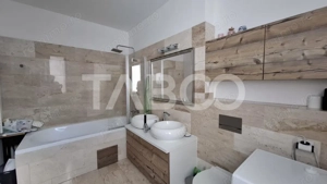 Casa moderna 3 in 1 in Selimbar Sibiu - imagine 8