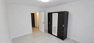 Apartament 2 camere, 42 mp, zona Bals - imagine 3
