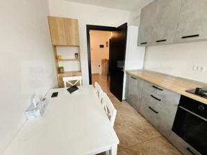 Apartament cu 2 camere, mobilat modern, cu terasă și parcare - imagine 10