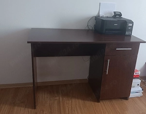 Vand Birou cu Depozitare   Stare Foarte Bună
