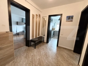 Apartament cu 2 camere, mobilat modern, cu terasă și parcare - imagine 13