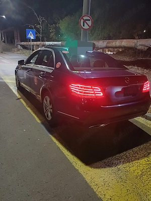 Mercedes-Benz E220 Limuzină Avantgarde - imagine 3