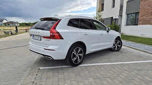 Volvo XC 60   R - design    2018   190 cai    QUATTRO  - imagine 3