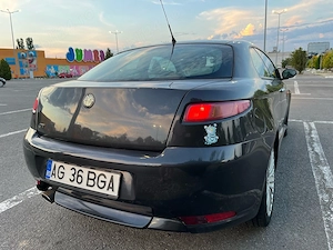 Vând Alfa Romeo Gt , anul 2006, 150Cp, 226.209km reali în creștere  - imagine 6