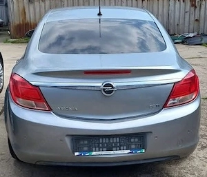 Dezmembrez opel insignia