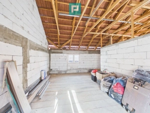 Casă P+E cu două apartamente, zona Drăgășani - imagine 15