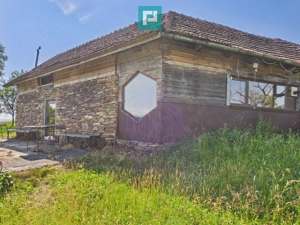 Casă de vacanță cu 2 corpuri si view în Dulcele - imagine 12