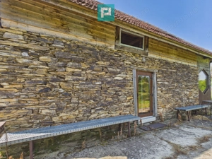 Casă de vacanță cu 2 corpuri si view în Dulcele - imagine 3