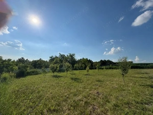 Teren intravilan, 695mp, 28m deschidere,drept, Valea Lupului! - imagine 3