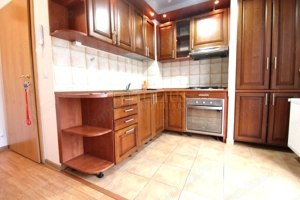 Apartament in zona Lipovei - imagine 5