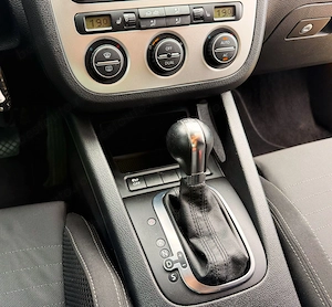 Volkswagen Scirocco 1.4 TSI DSG Life - imagine 11