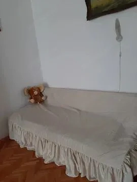Apartament 2 camere,etaj 1 centru - imagine 2