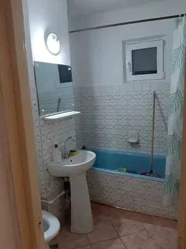 Apartament 2 camere,etaj 1 centru - imagine 6