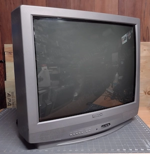 Vând televizor Panasonic
