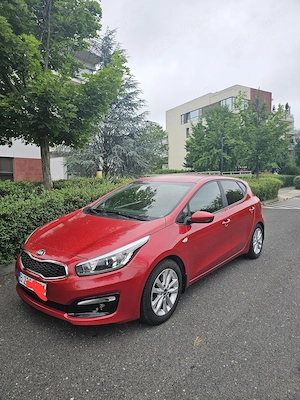 Kia Ceed 2017, benzină, 76.000 km - imagine 2