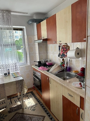 vând apartament 2camere - imagine 2