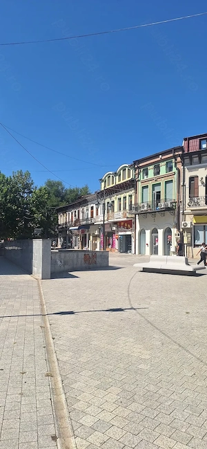Inchiriez cladire comerciala birouri ultracentral