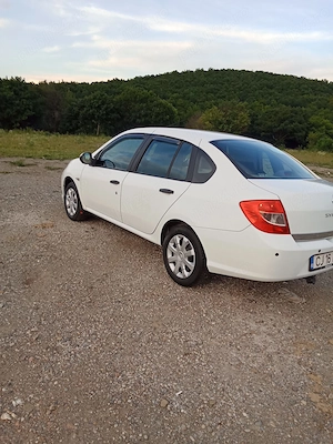 Vând Renault Symbol Diesel 1.5 - imagine 2