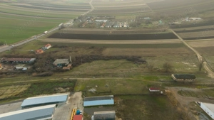 33 parcele intravilane 2 ha în Chișineu-Criș - imagine 7