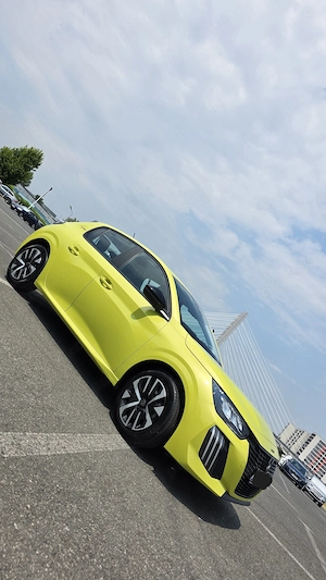 Peugeot 208 5 usi style 1.2 puretech stt