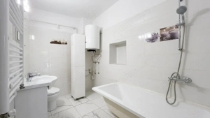 Casa 3 camere | 2 min Metrou Laminorului | Teren 241 mp | Renovata complet - imagine 5