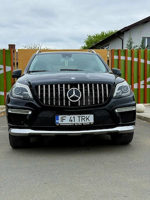 Proprietar vand GL 350 din anul 2013 ,motor refacut de la 0 cu garantie 100000 km - imagine 2