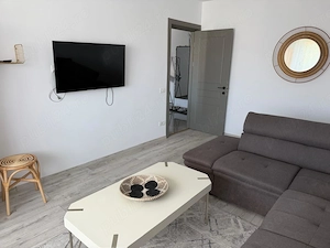 Bd.Mamaia LS-uri - 2 Camere Decomandate Su=54mp Renovat Mobilat Centrala - imagine 2