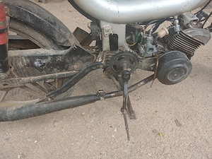 Bicicleta cu motor 