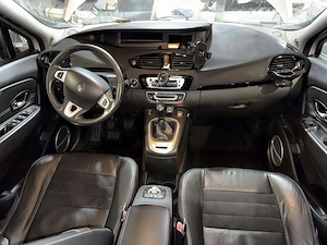 Renault Grand Scenic 1.6dCi bose 7 locuri - imagine 9