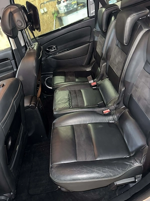 Renault Grand Scenic 1.6dCi bose 7 locuri - imagine 13