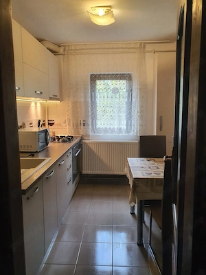 Apartament 2 camere de închiriat 
